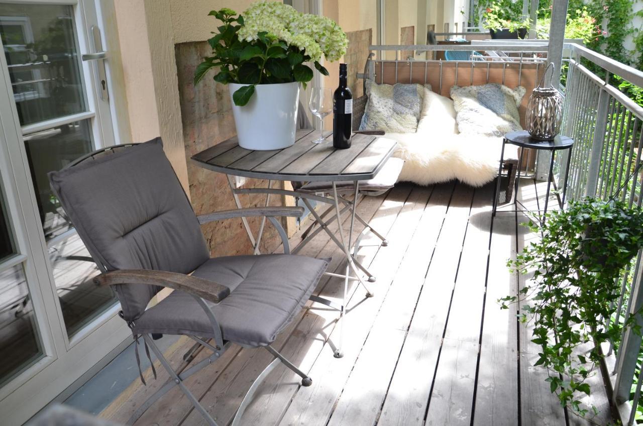 Central Vienna Apartment With Garden View Exterior photo