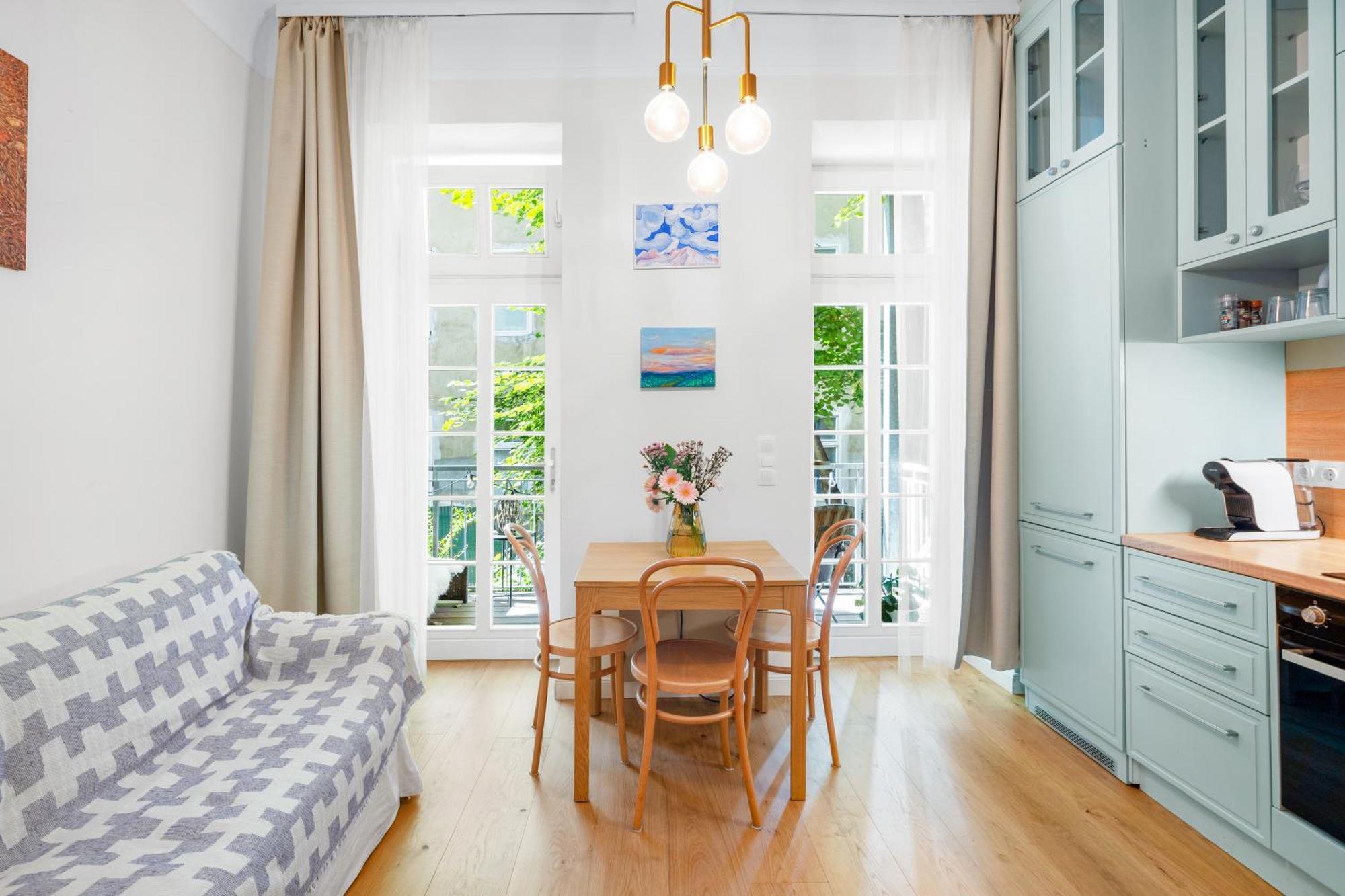 Central Vienna Apartment With Garden View Exterior photo